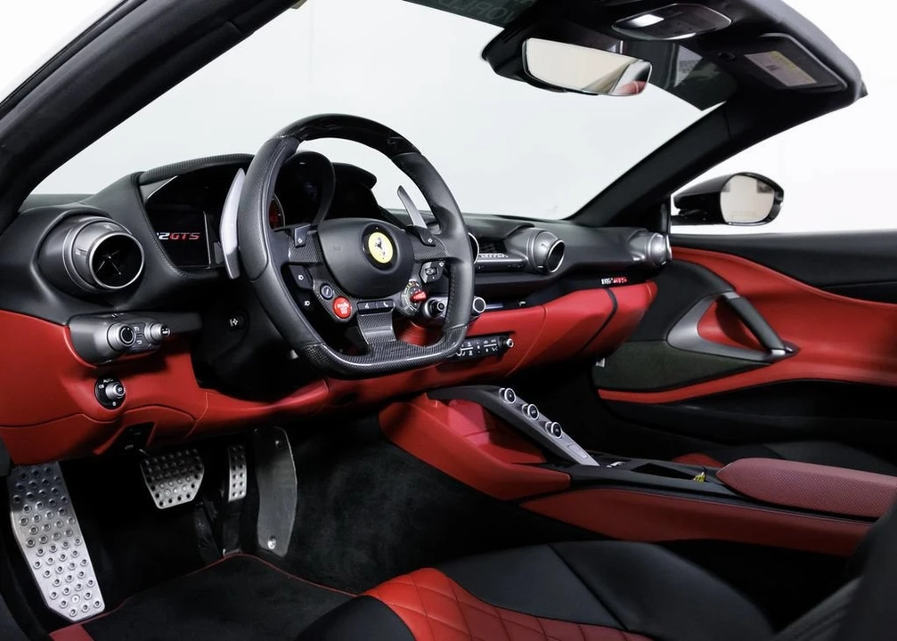 2021 Ferrari 812 GTS - Image 19 of 31