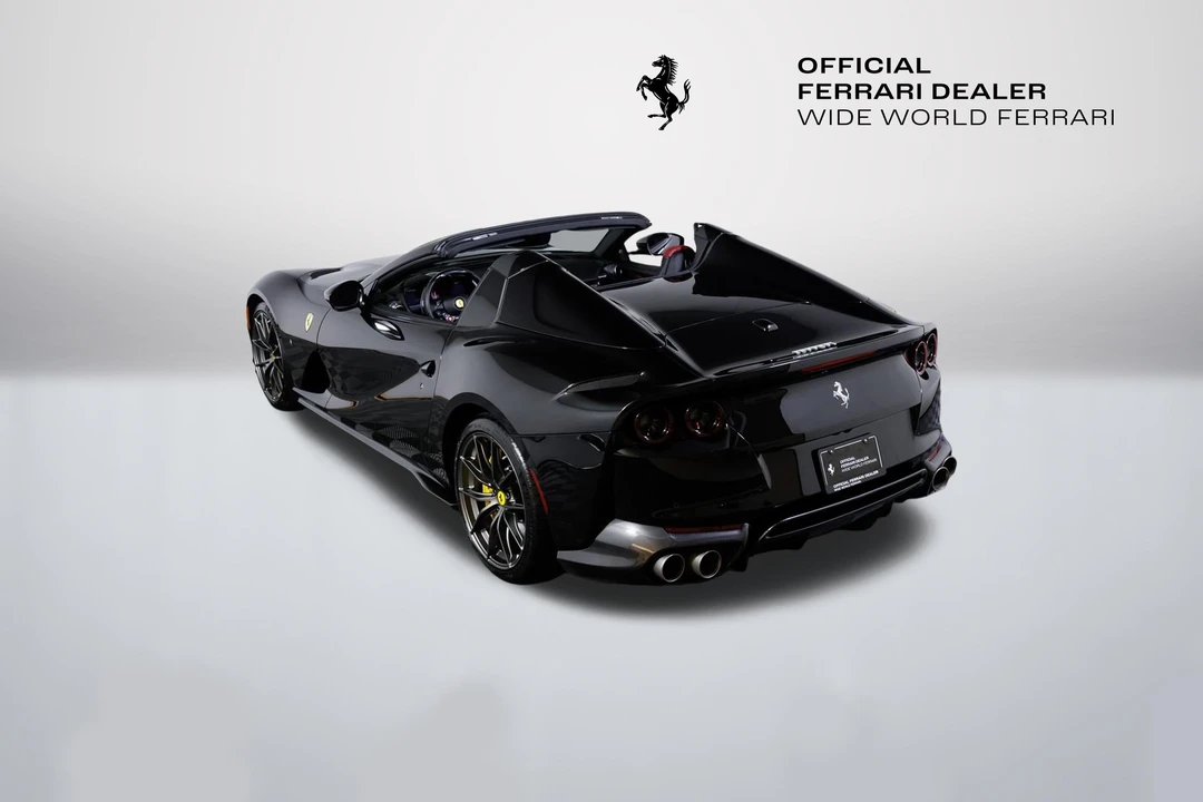 2021 Ferrari 812 GTS - Image 17 of 31