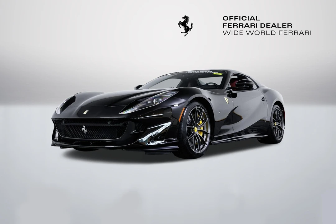 2021 Ferrari 812 GTS - Image 2 of 31