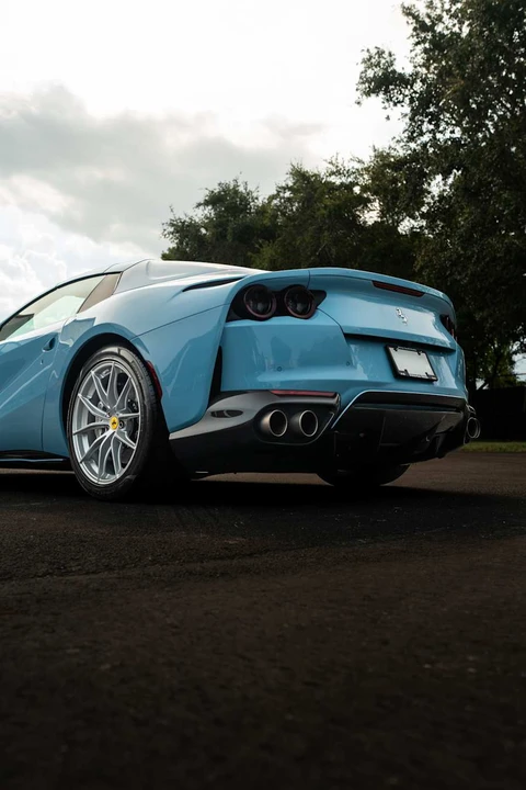 2021 Ferrari 812 GTS - Image 15 of 27