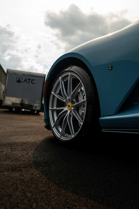 2021 Ferrari 812 GTS - Image 9 of 27
