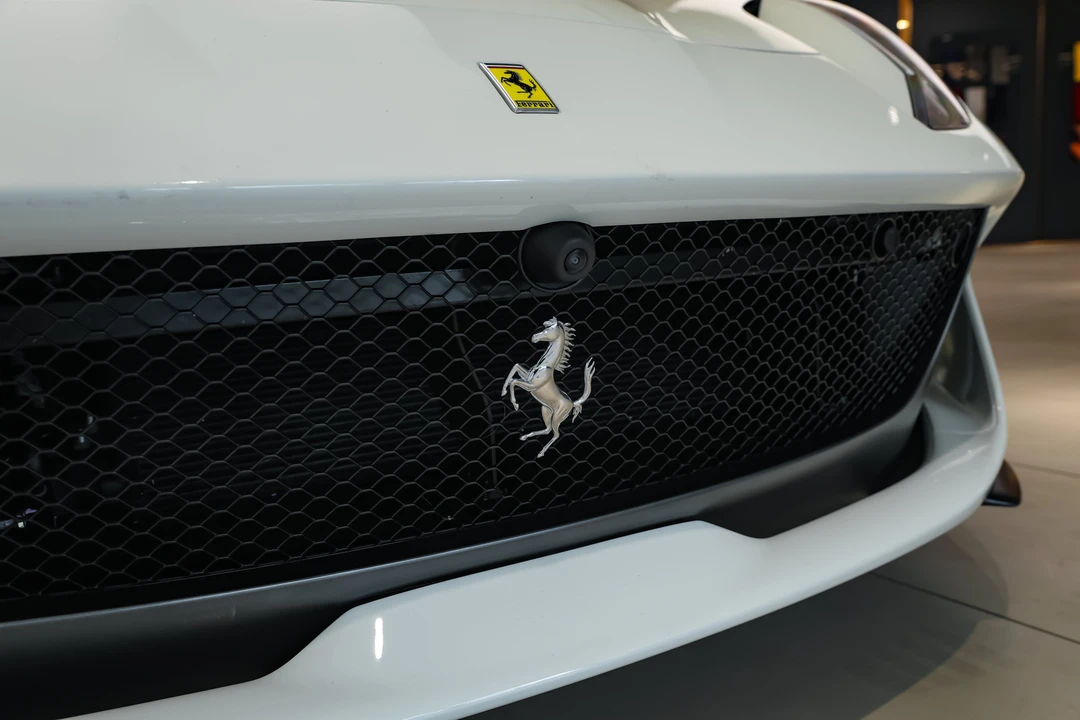 2021 Ferrari 812 GTS - Image 27 of 31