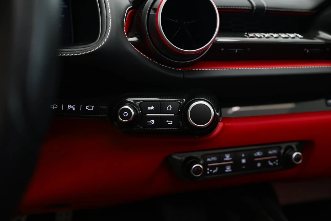2021 Ferrari 812 GTS - Image 14 of 31