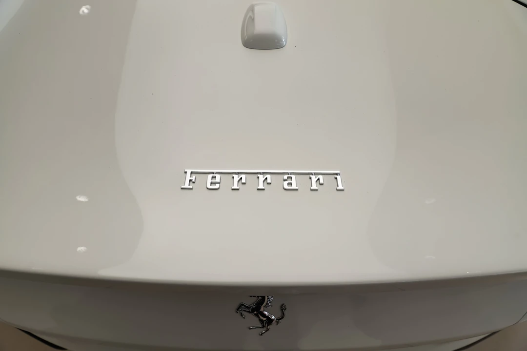 2021 Ferrari 812 GTS - Image 20 of 31