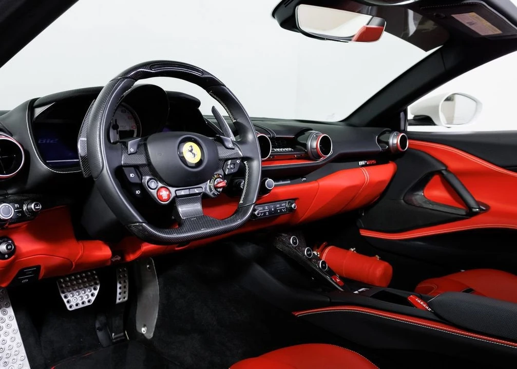 2021 Ferrari 812 GTS - Image 28 of 31