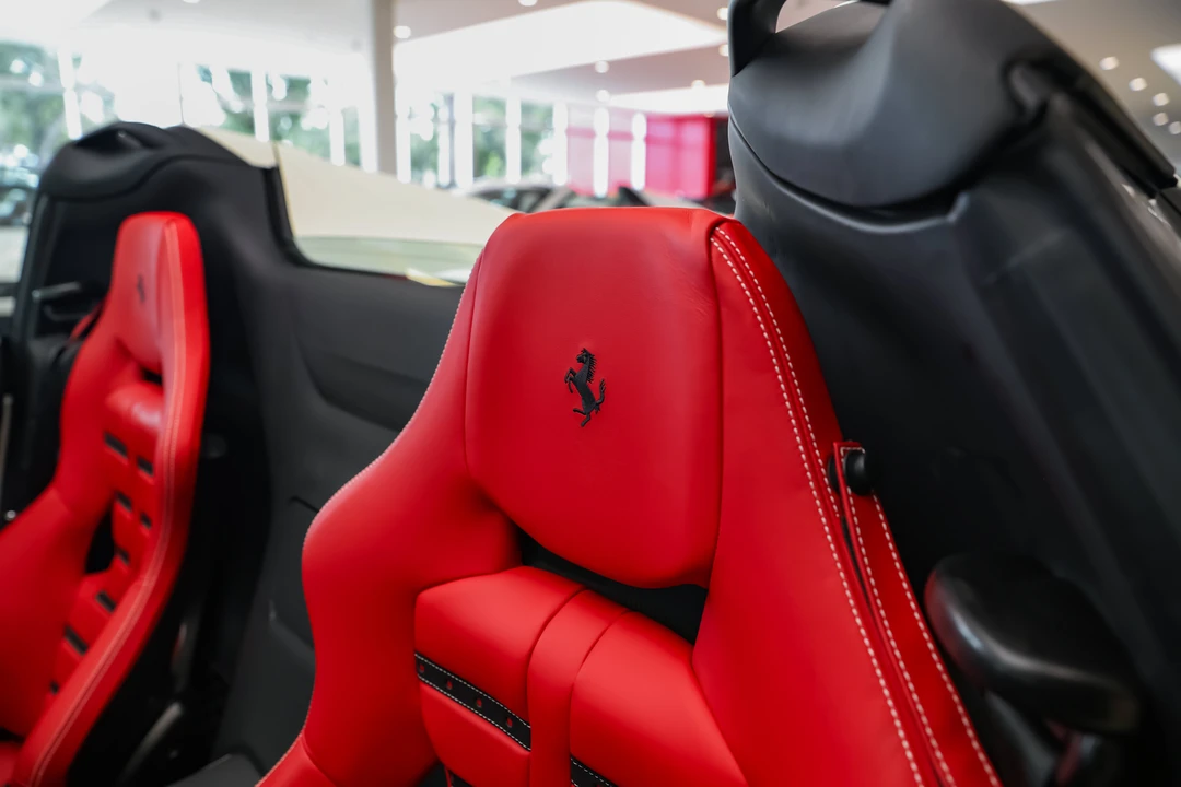 2021 Ferrari 812 GTS - Image 29 of 31