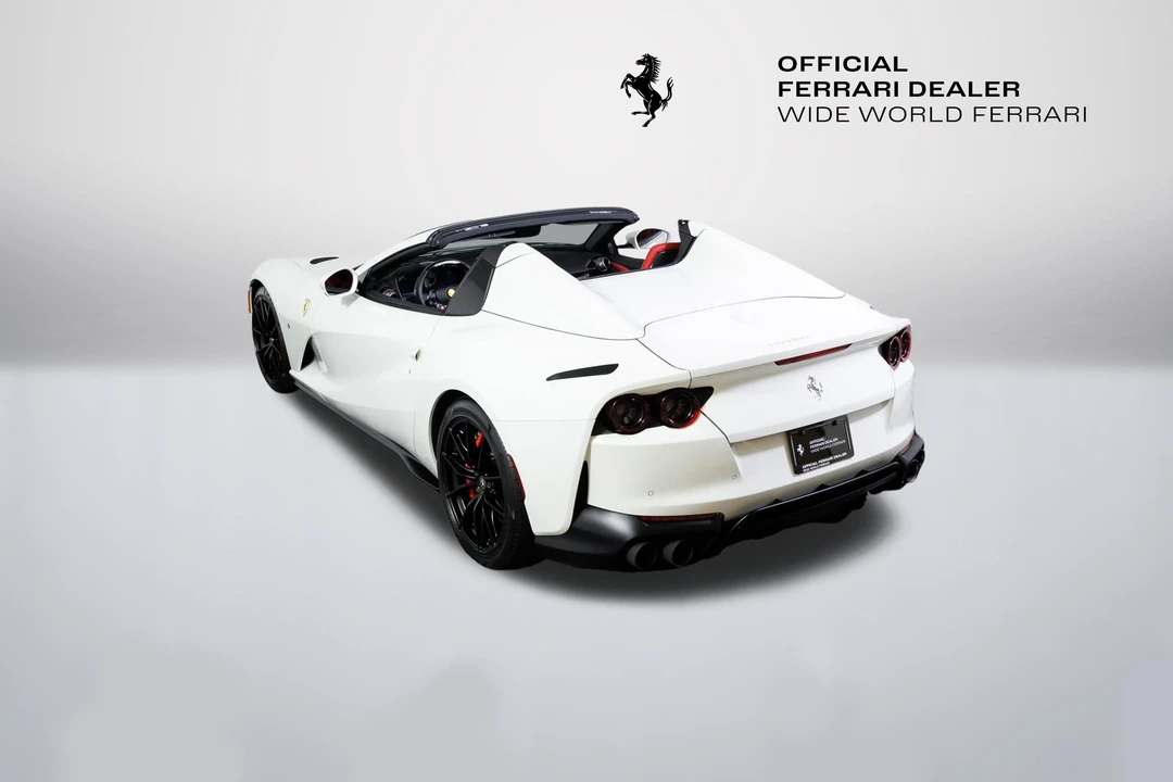 2021 Ferrari 812 GTS - Image 16 of 31