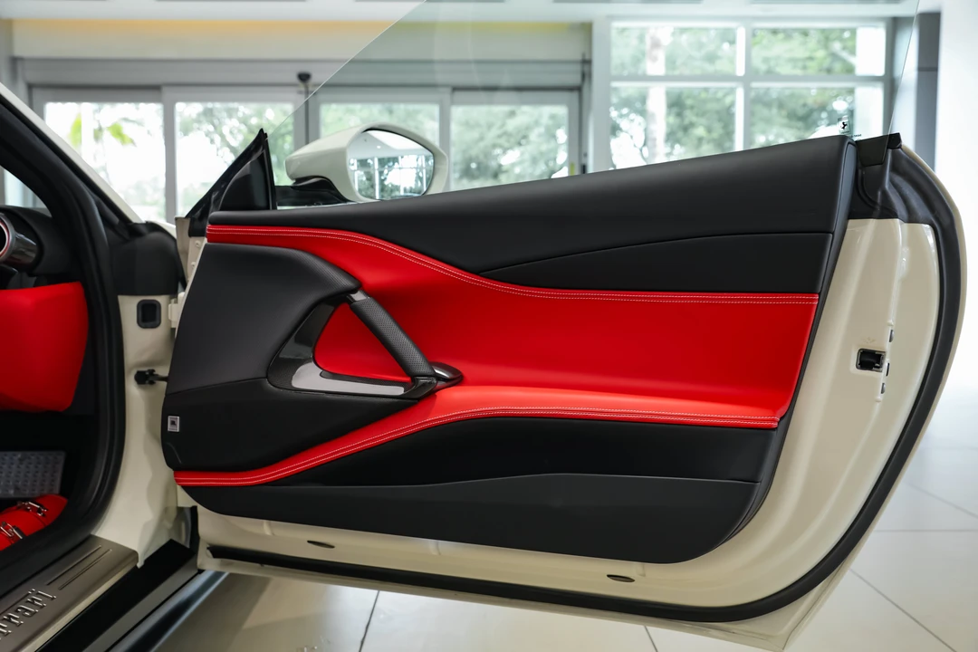 2021 Ferrari 812 GTS - Image 30 of 31