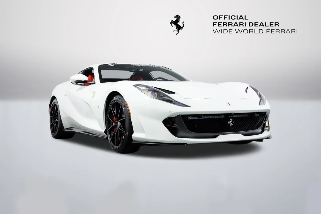 2021 Ferrari 812 GTS - Image 5 of 31