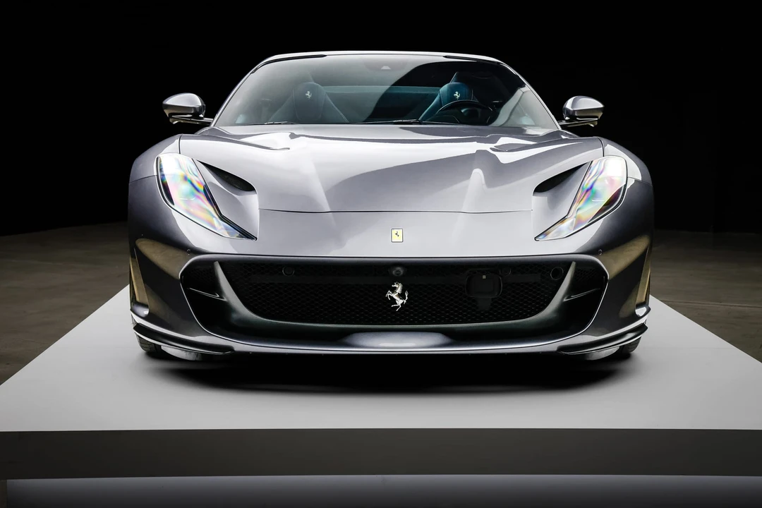 2021 Ferrari 812 GTS - Image 11 of 31