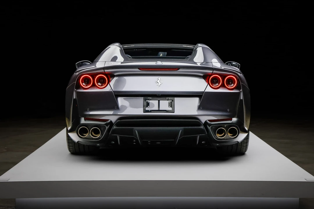 2021 Ferrari 812 GTS - Image 27 of 31