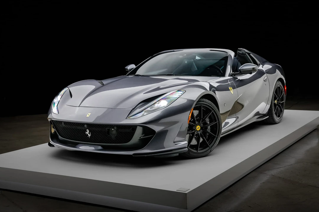 2021 Ferrari 812 GTS - Image 8 of 31