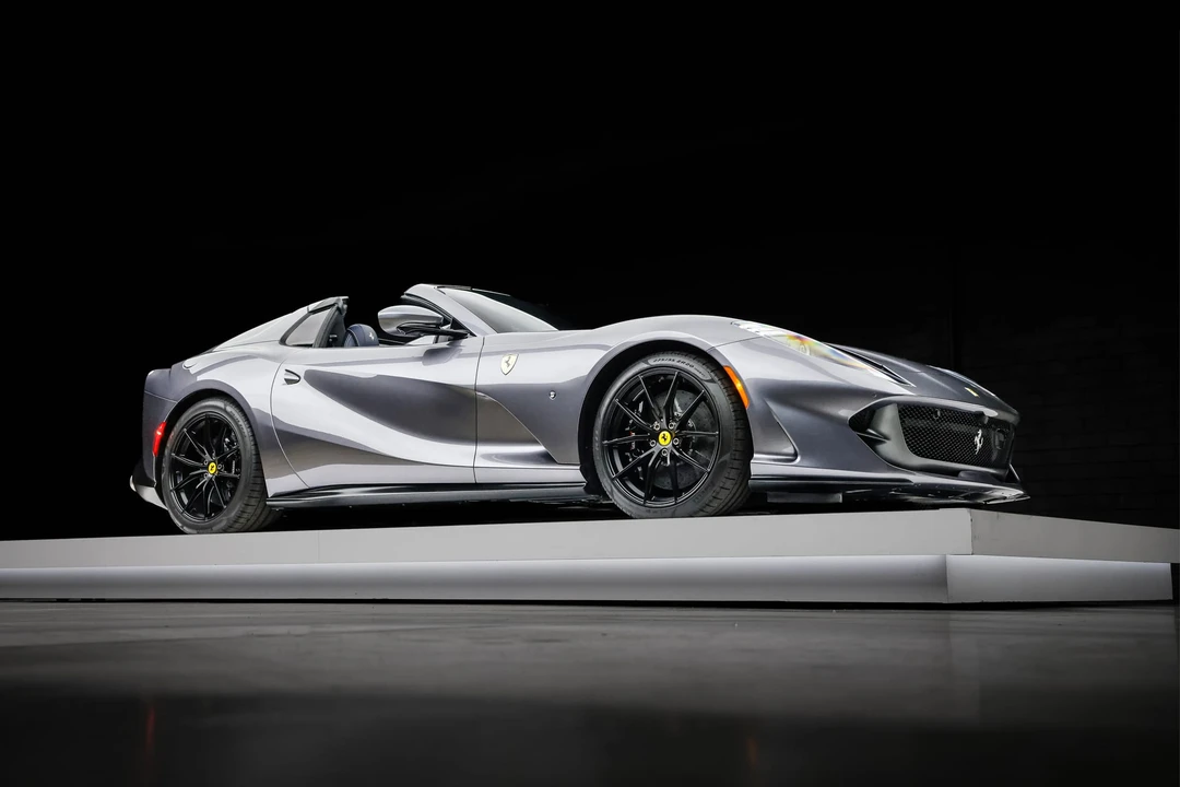 2021 Ferrari 812 GTS - Image 17 of 31