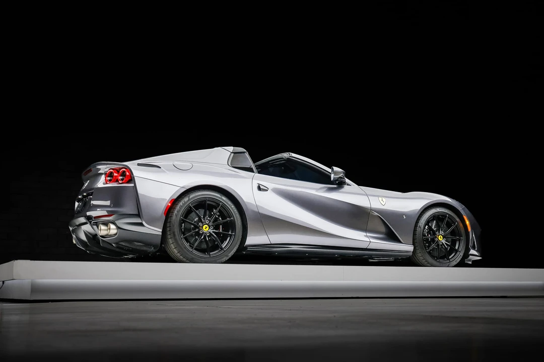 2021 Ferrari 812 GTS - Image 20 of 31