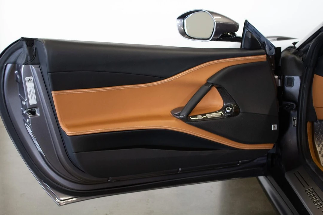 2021 Ferrari 812 GTS - Image 17 of 21