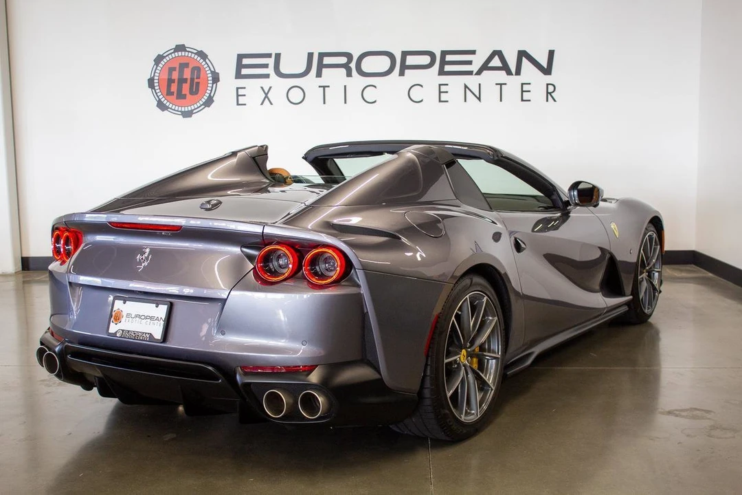 2021 Ferrari 812 GTS - Image 27 of 31