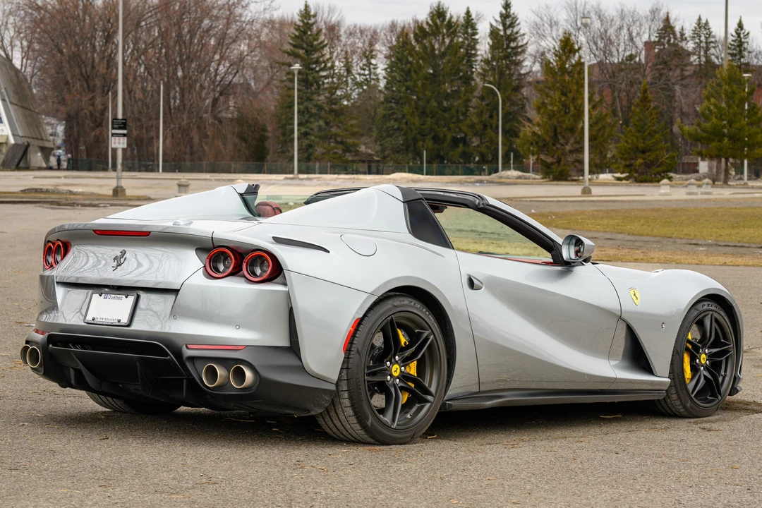 2021 Ferrari 812 GTS - Image 11 of 31