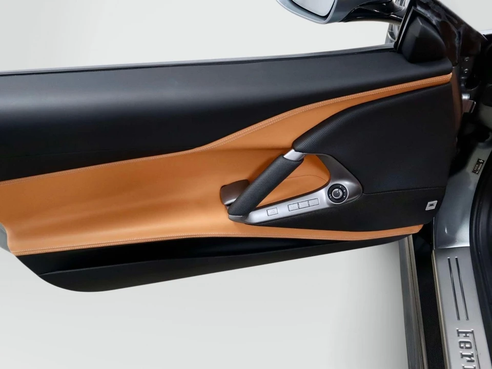 2021 Ferrari 812 GTS - Image 20 of 31
