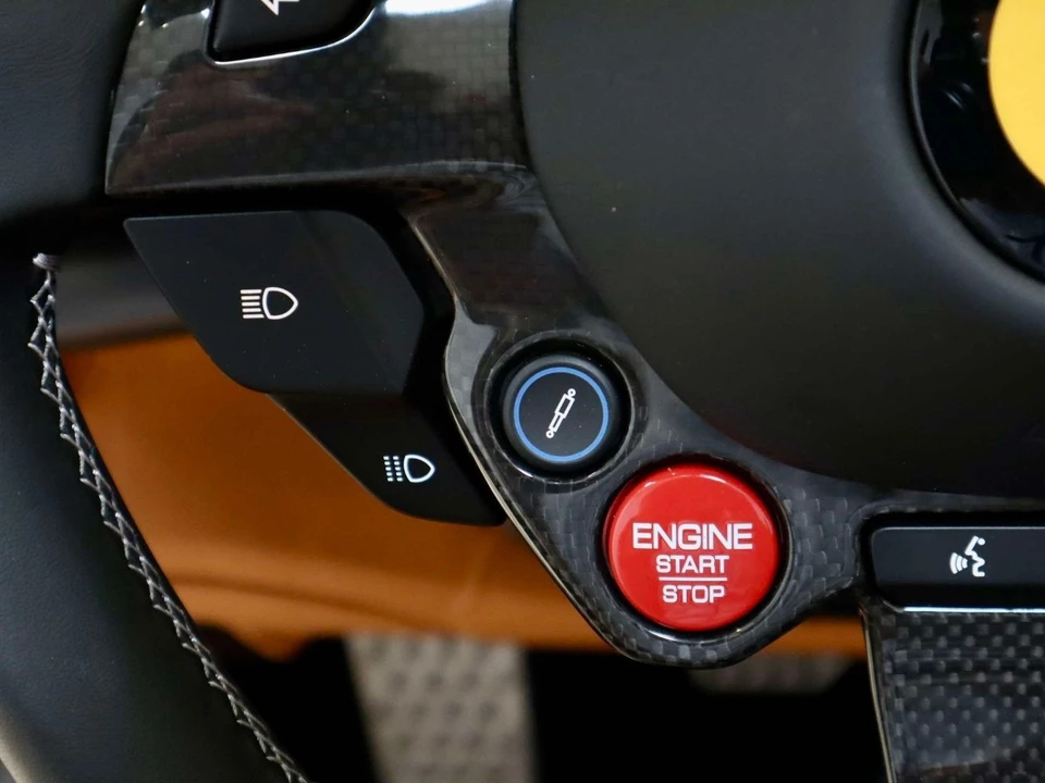 2021 Ferrari 812 GTS - Image 25 of 31