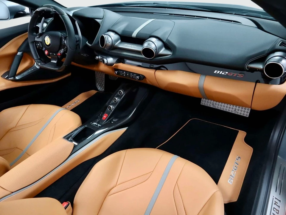 2021 Ferrari 812 GTS - Image 15 of 31