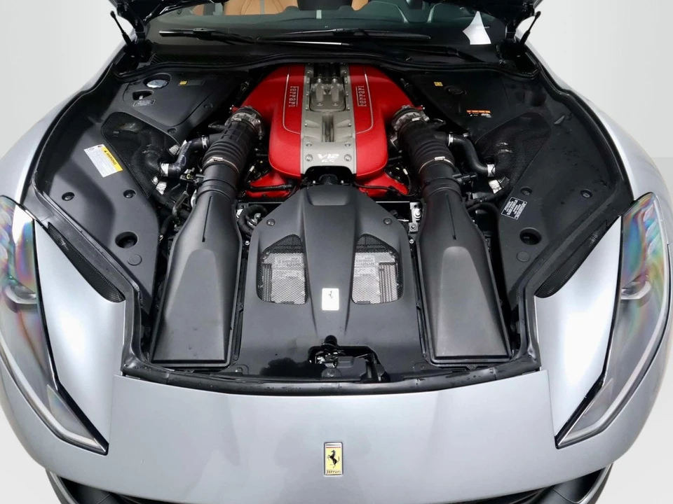 2021 Ferrari 812 GTS - Image 10 of 31