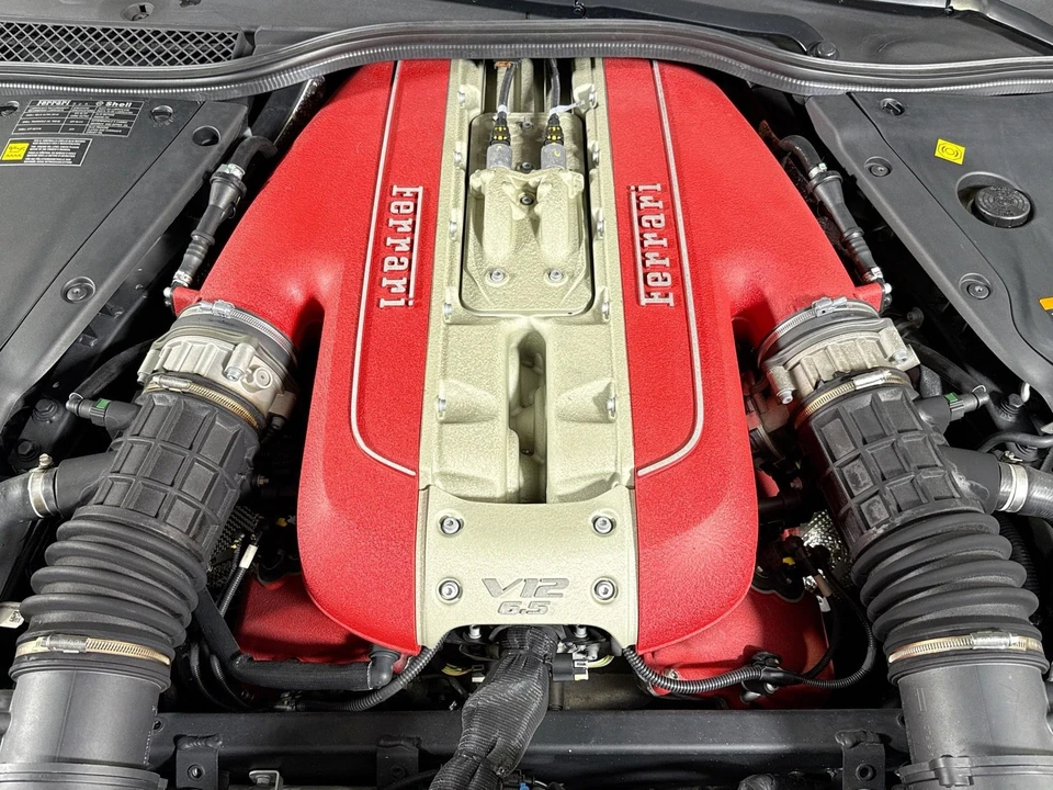 2021 Ferrari 812 GTS - Image 25 of 27