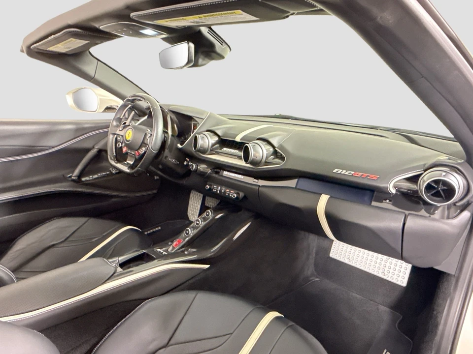 2021 Ferrari 812 GTS - Image 16 of 27