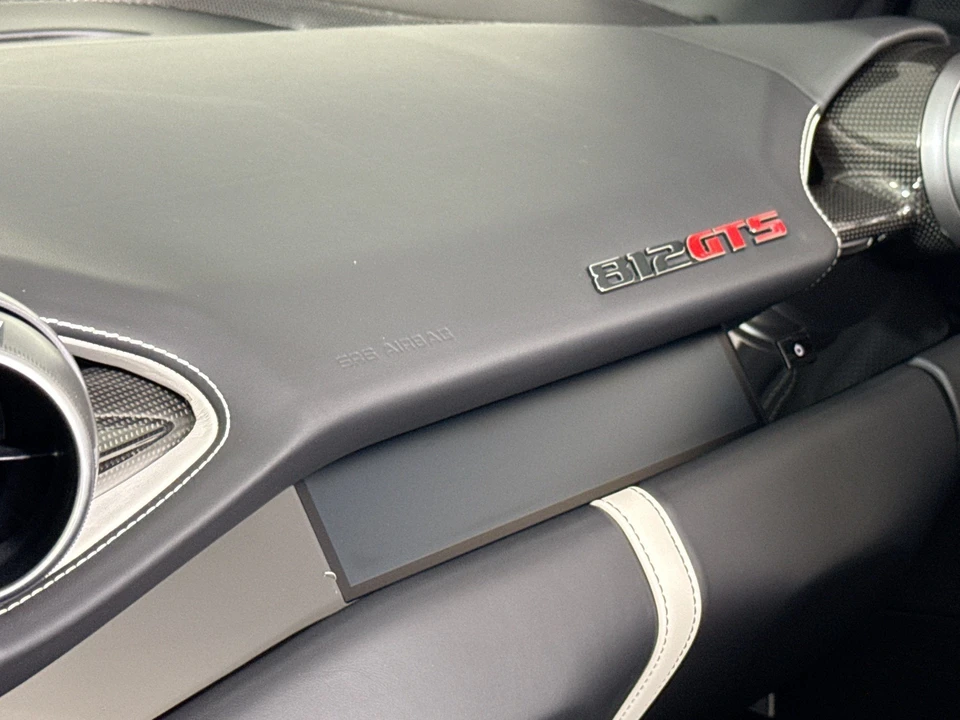 2021 Ferrari 812 GTS - Image 17 of 27