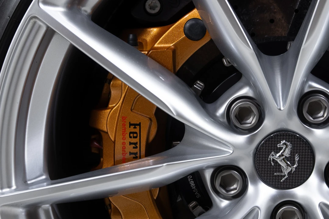 2021 Ferrari 812 GTS - Image 18 of 31