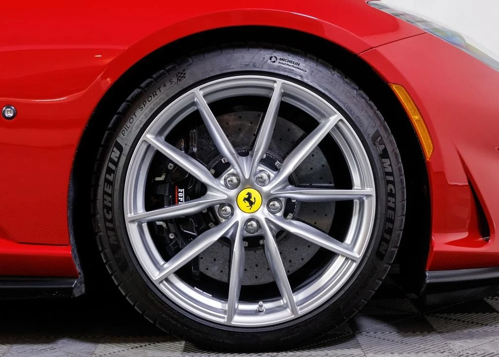 2021 Ferrari 812 GTS - Image 12 of 31