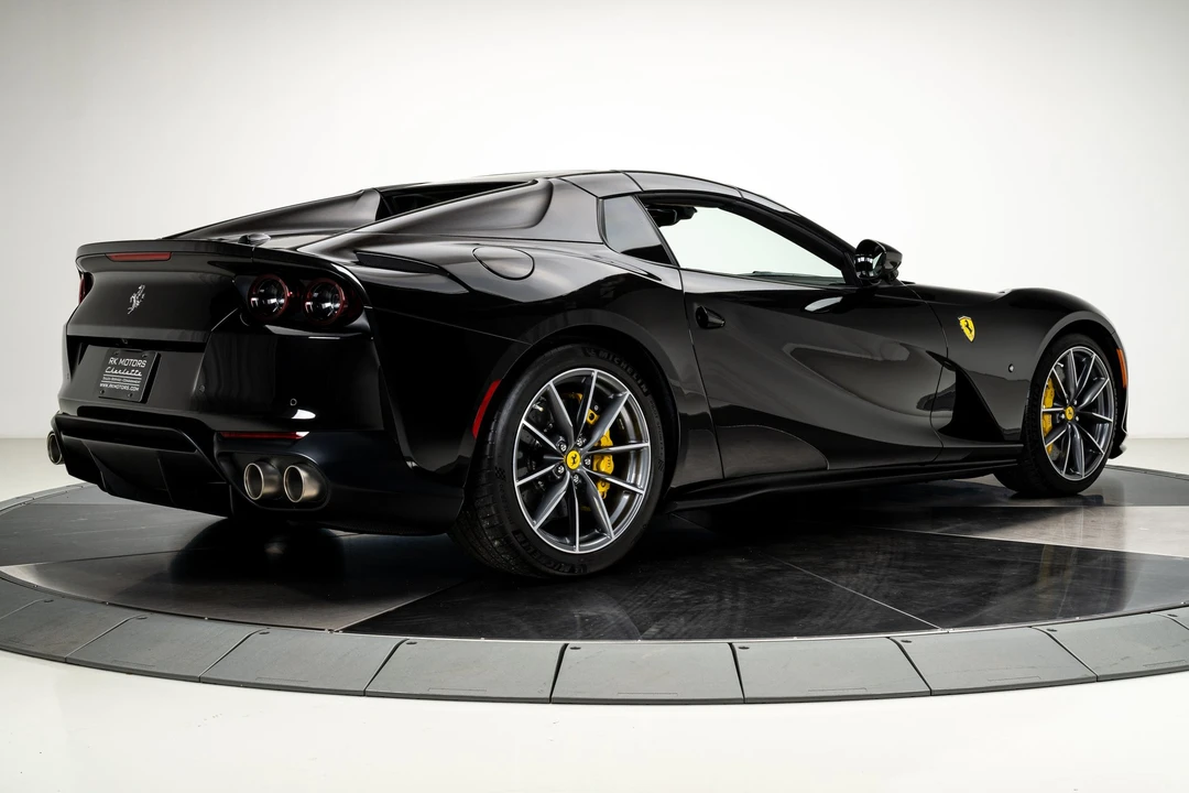 2021 Ferrari 812 GTS - Image 22 of 31