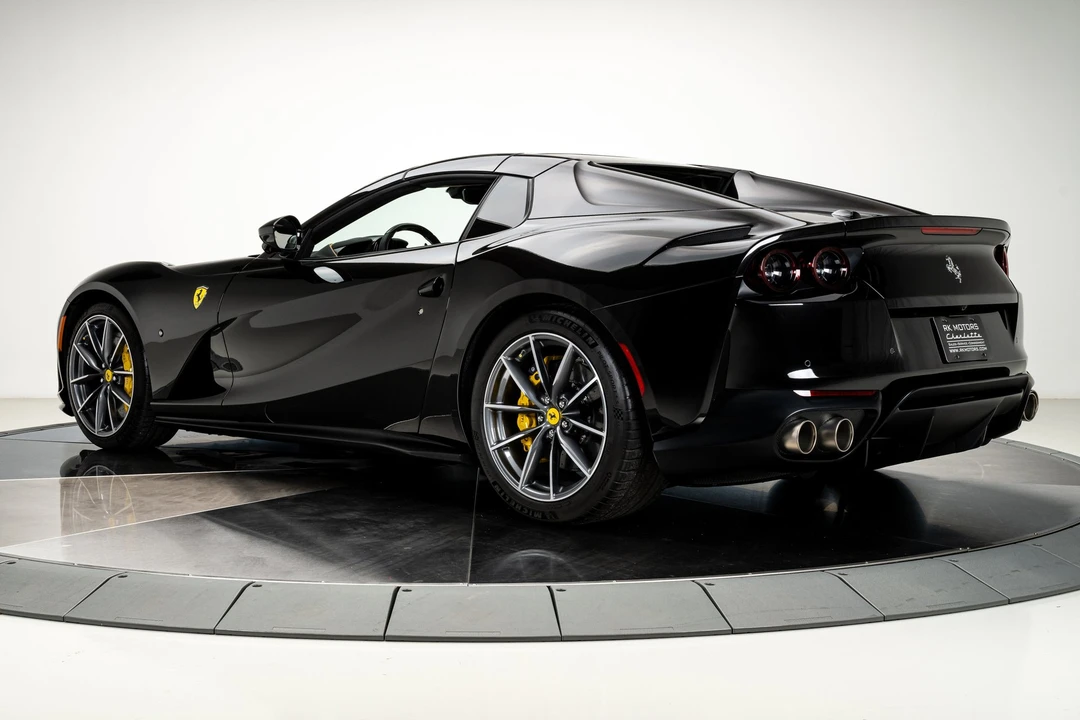 2021 Ferrari 812 GTS - Image 26 of 31