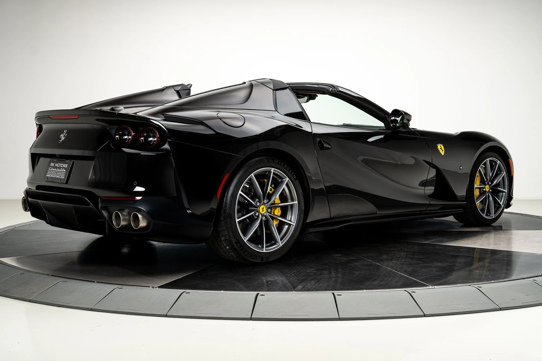 2021 Ferrari 812 GTS - Image 23 of 31