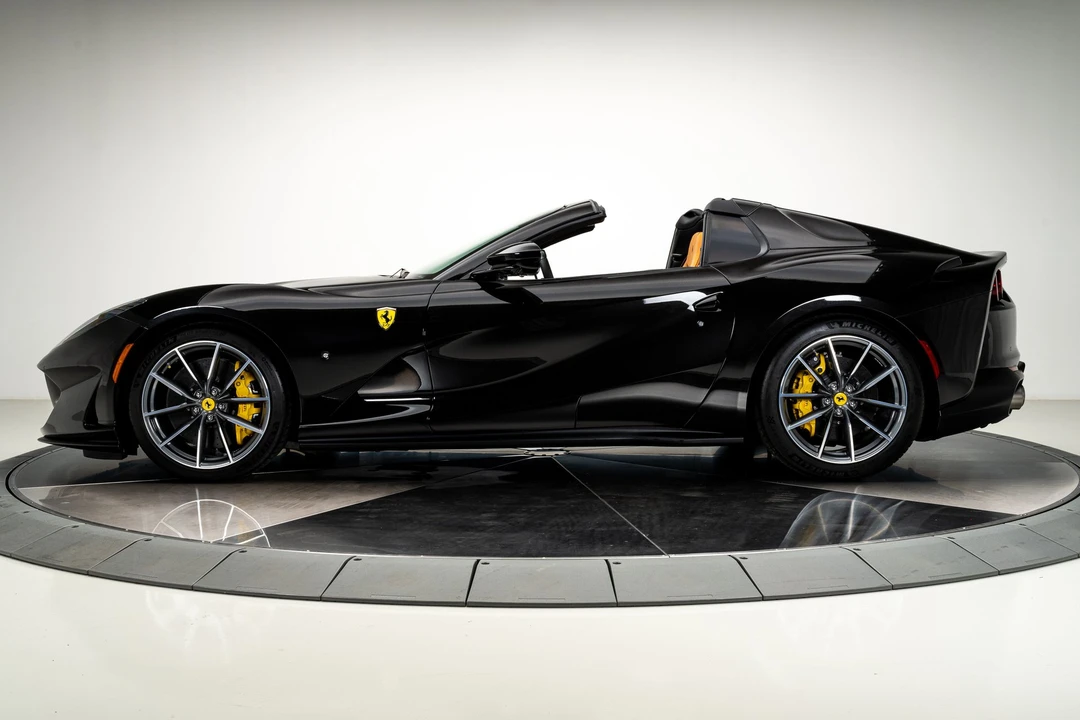 2021 Ferrari 812 GTS - Image 20 of 31