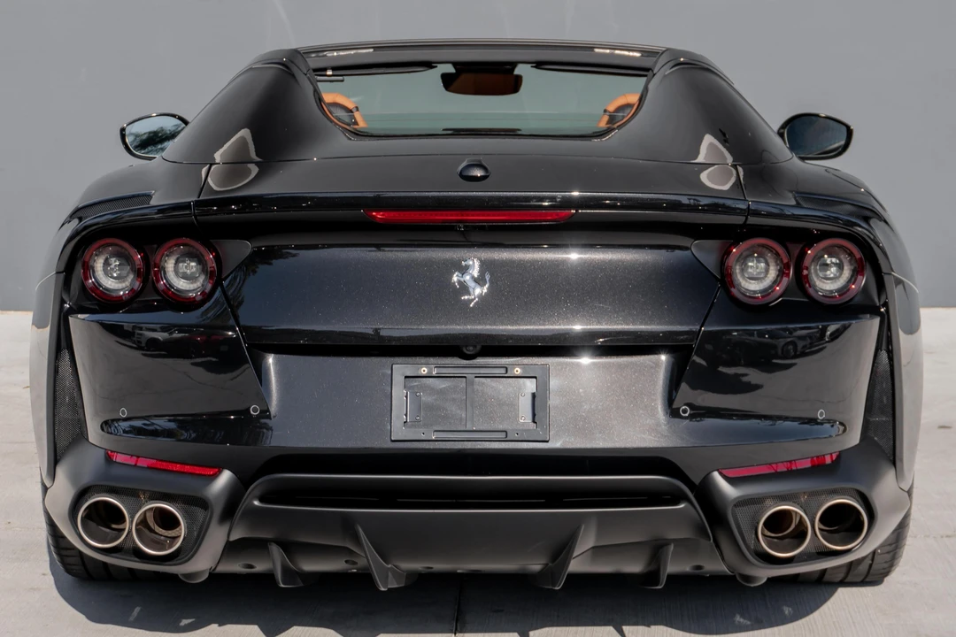 2021 Ferrari 812 GTS - Image 5 of 31