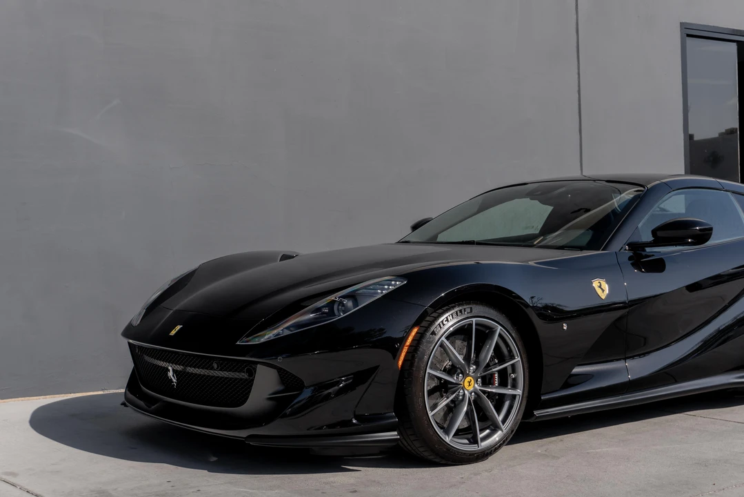 2021 Ferrari 812 GTS - Image 14 of 31
