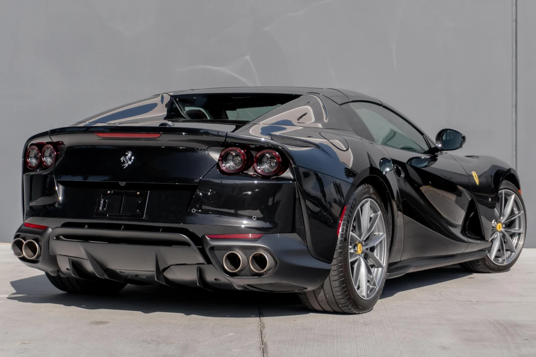 2021 Ferrari 812 GTS - Image 4 of 31