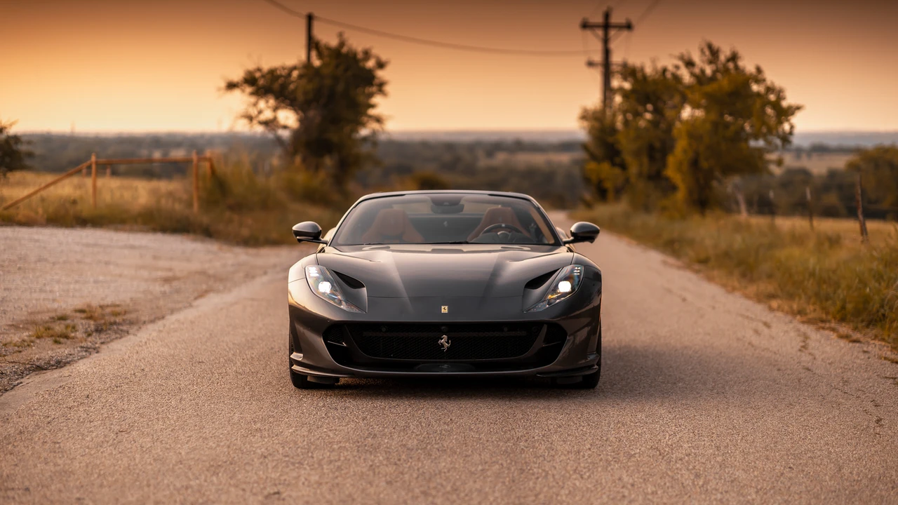 2021 Ferrari 812 GTS - Image 19 of 31