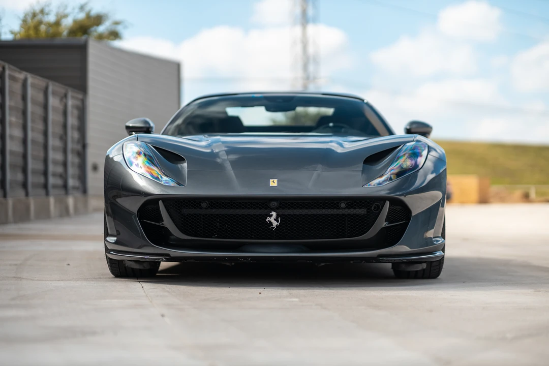 2021 Ferrari 812 GTS - Image 9 of 31