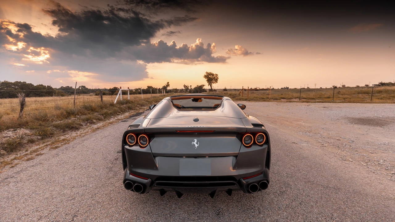 2021 Ferrari 812 GTS - Image 10 of 31