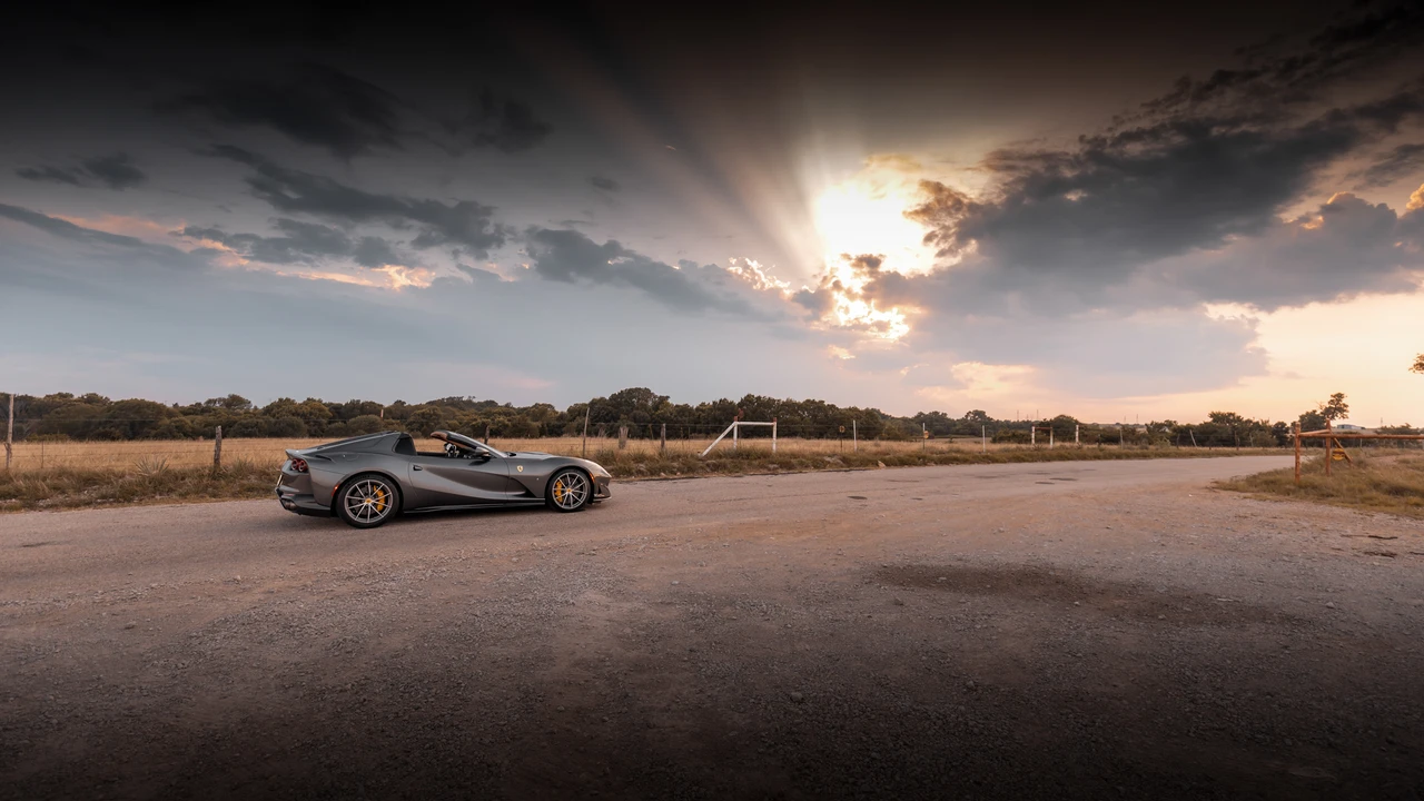 2021 Ferrari 812 GTS - Image 15 of 31