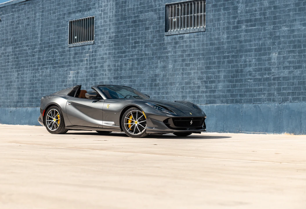 2021 Ferrari 812 GTS - Image 8 of 31