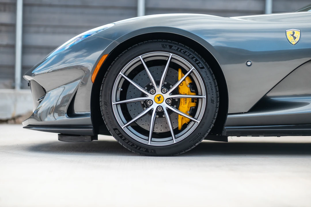 2021 Ferrari 812 GTS - Image 28 of 31