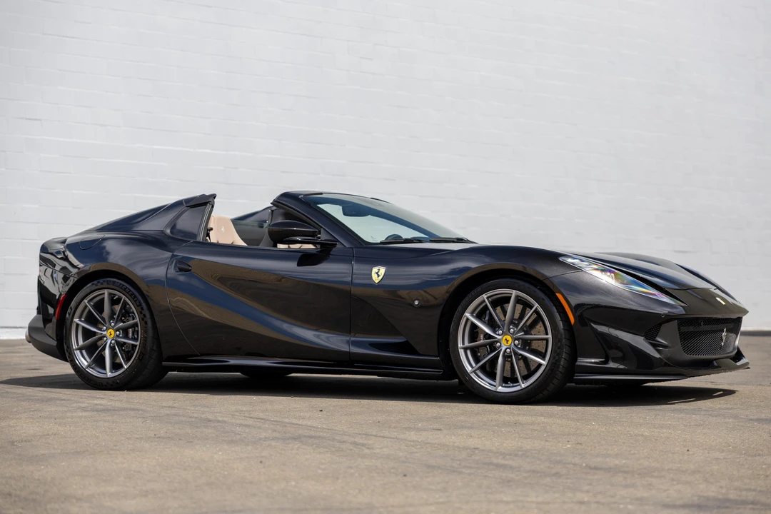 2021 Ferrari 812 GTS - Image 3 of 31