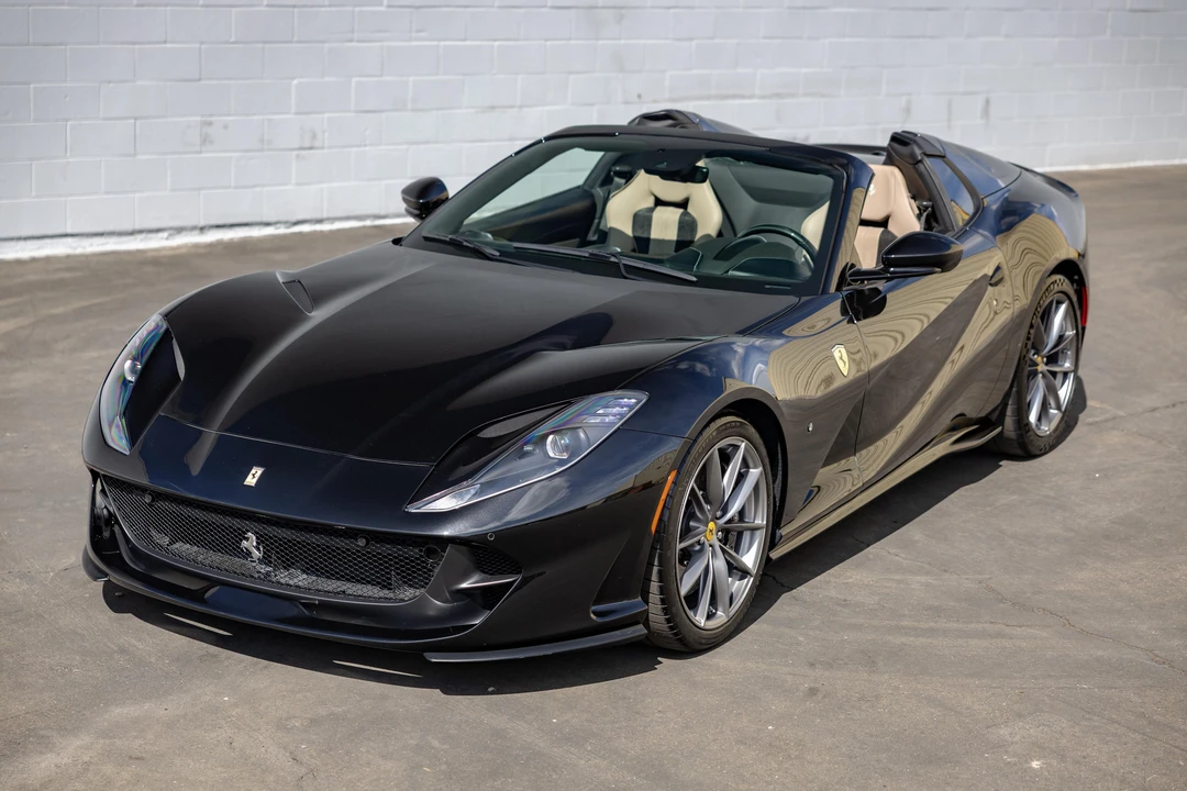 2021 Ferrari 812 GTS - Image 9 of 31