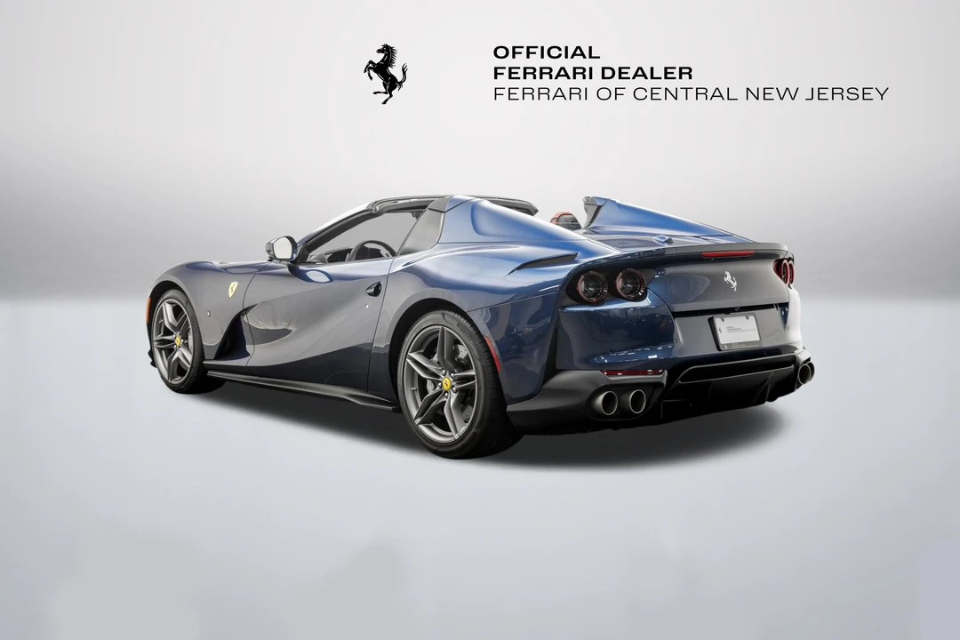 2021 Ferrari 812 GTS - Image 5 of 31