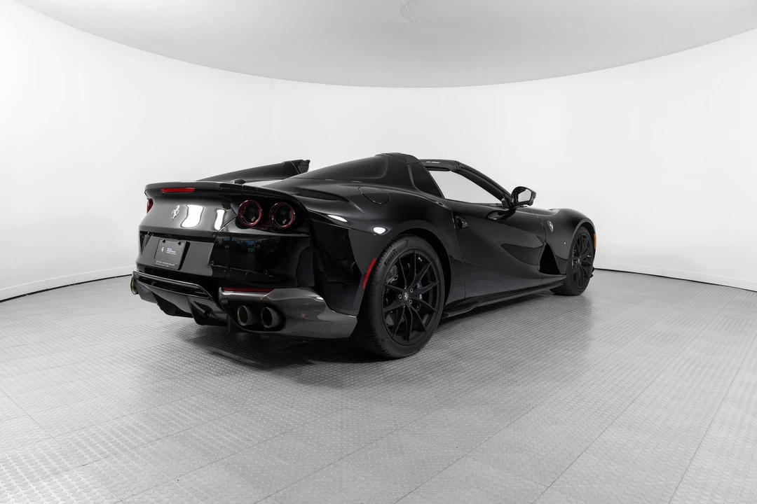 2021 Ferrari 812 GTS - Image 10 of 12