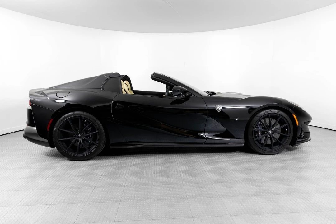 2021 Ferrari 812 GTS - Image 3 of 12