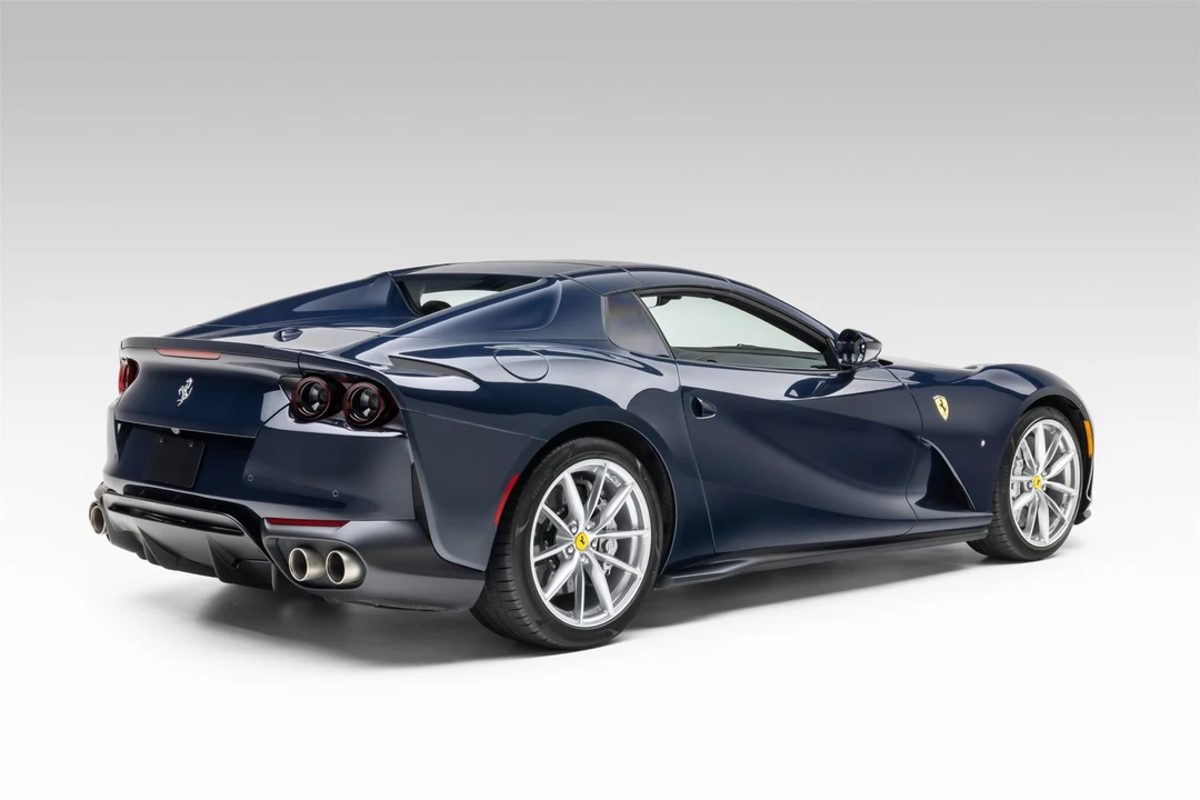 2021 Ferrari 812 GTS - Image 10 of 31