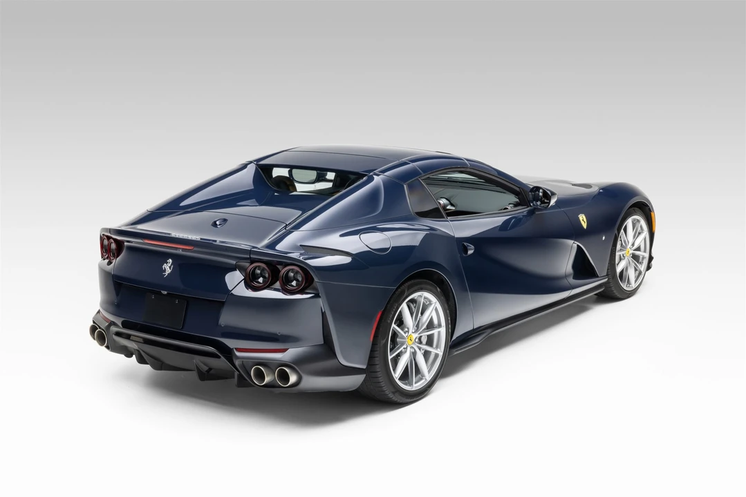2021 Ferrari 812 GTS - Image 12 of 31